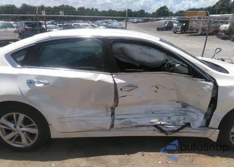 2015 Nissan Altima 2.5 Sl z USA, uszkodzony, nr VIN 1N4AL3AP2FC431509